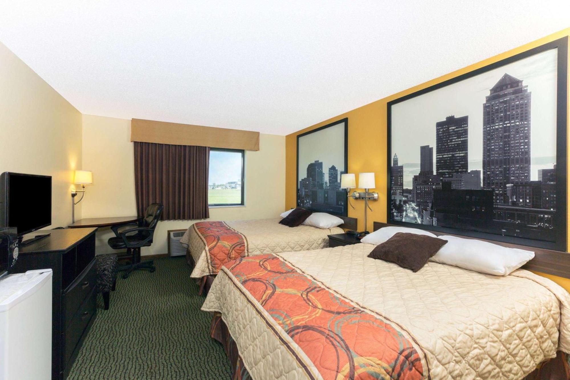 Super 8 By Wyndham Perry Ia Hotel Exterior photo